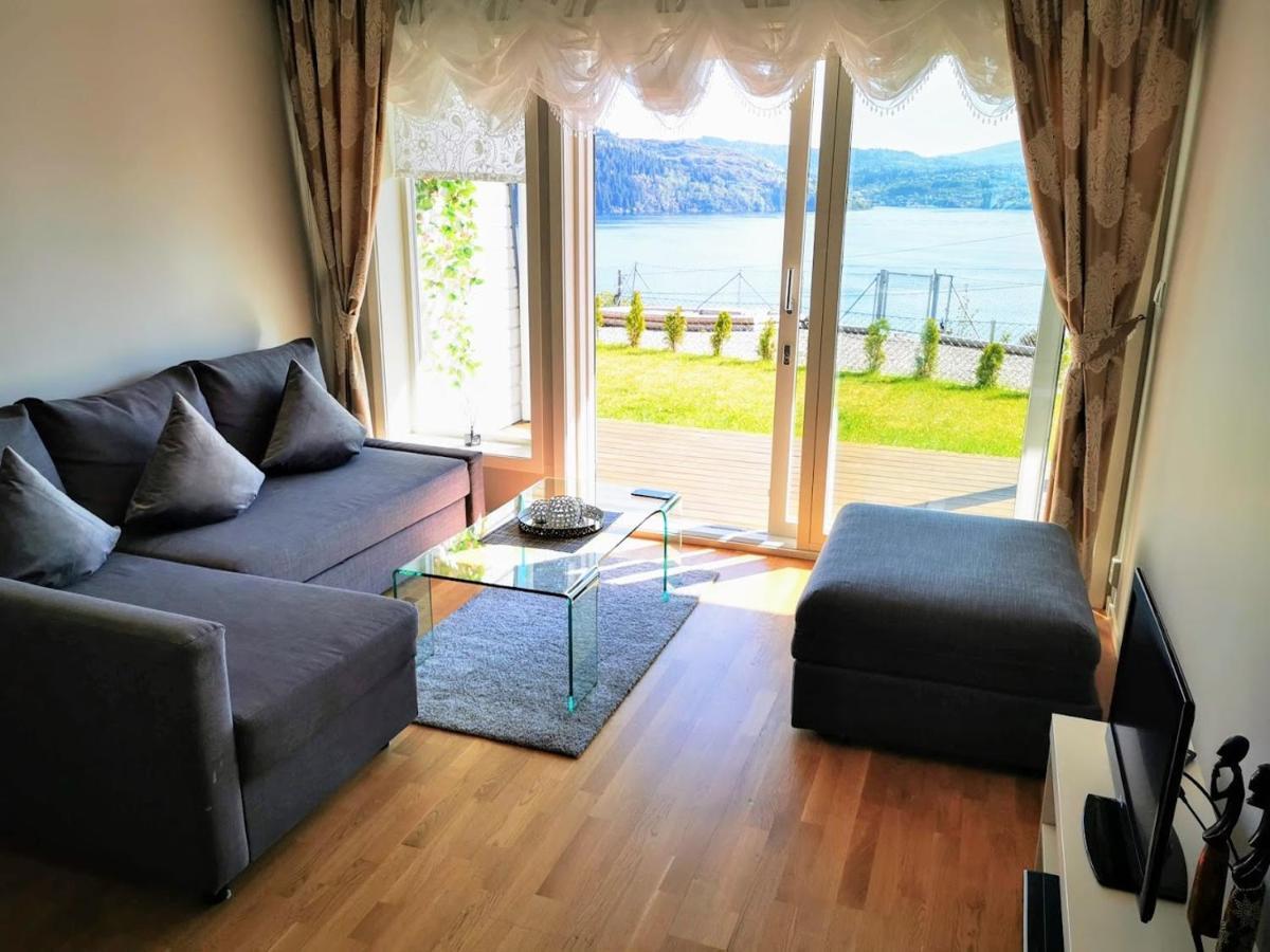 Bjornestrand Fjordside View 卑爾根 外观 照片